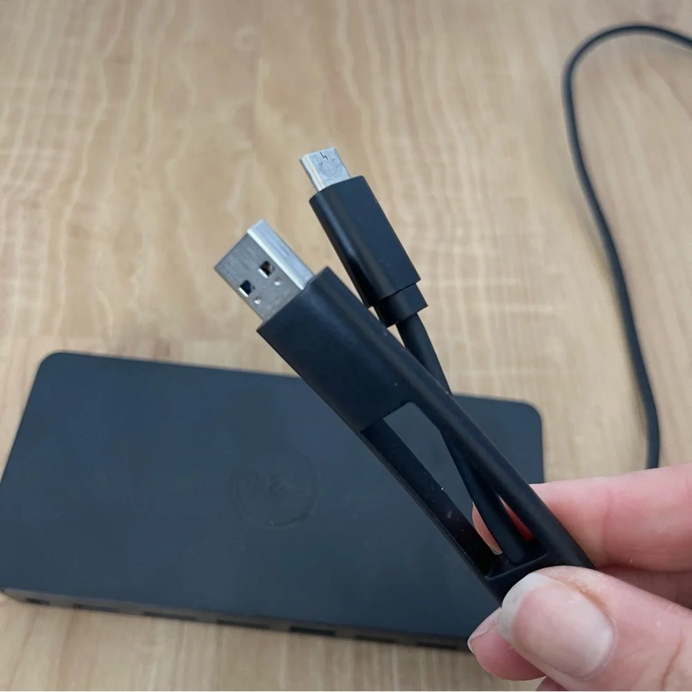 Dell Docking Station D6000